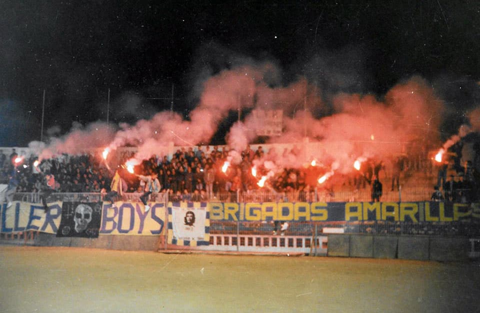 Brigadas Amarillas in the stands