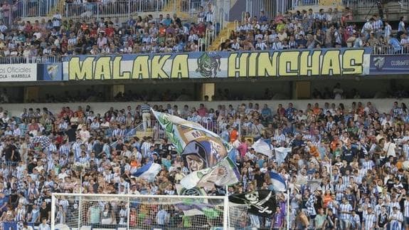 Malaka Hinchas in the stands