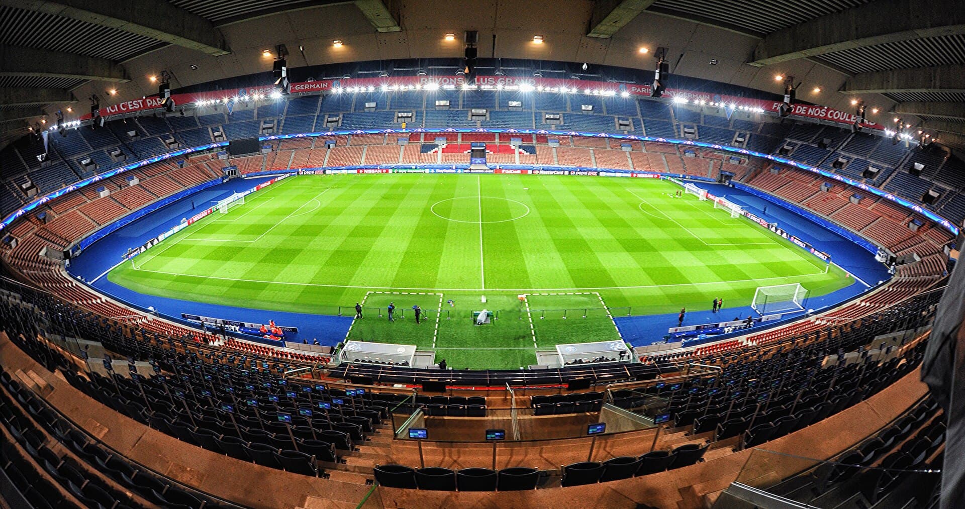 Vue du stade Parc des Princes